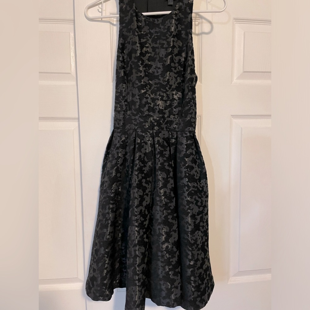 NEW Condition Banana Republic Dress, Size 0